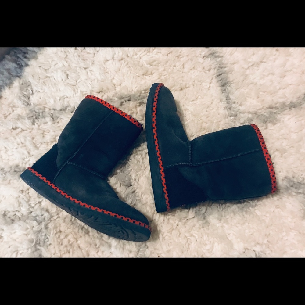 UGG AUSTRALIA BOOTS 8
